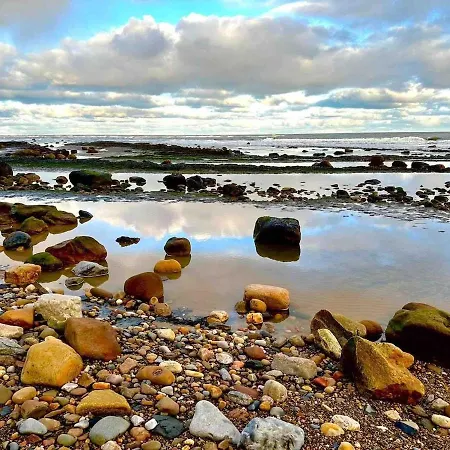 The Hideaway,robin Hoods Bay, Perfect For Two! Робин-Худс-Бей